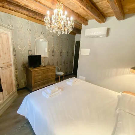 Rigoletto Charm Nocleg ze śniadaniem