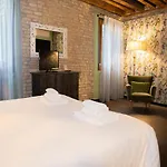 Rigoletto Charm Couette-café 4*