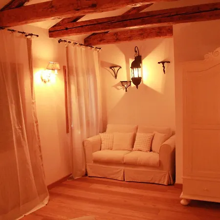 Bed & Breakfast Rigoletto Charm