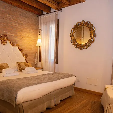 Rigoletto Charm Venice